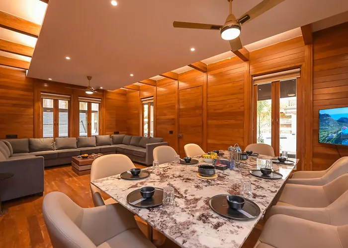 Nine Oaks Villa Lonavala
