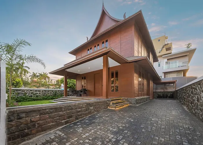 Nine Oaks Villa Lonavala