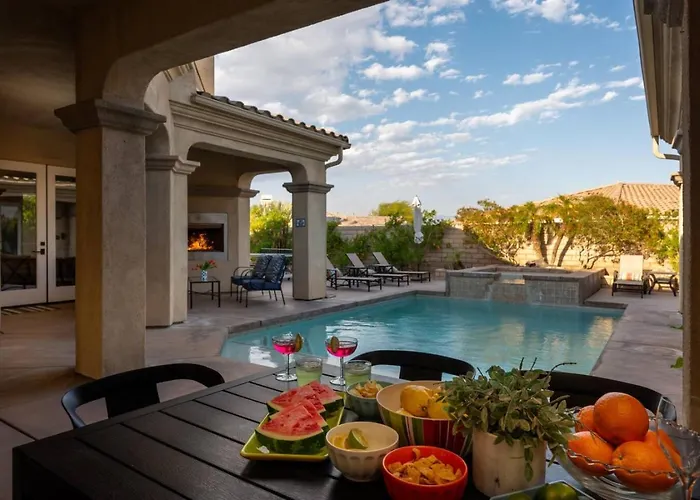 La Vida Hermosa - Midcentury Gem With Courtyard Pool Palm Springs