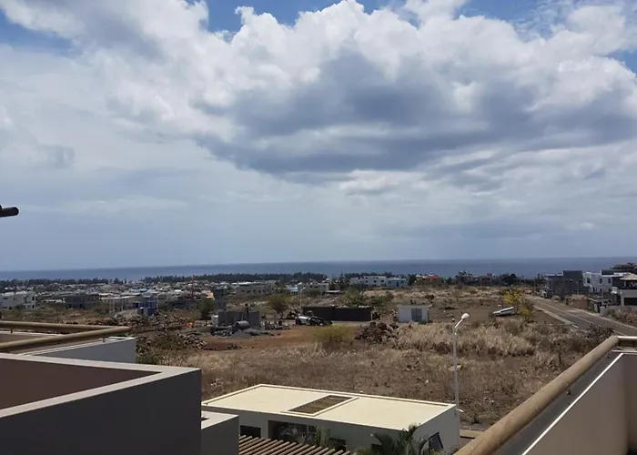 Sea And Mountain View Apartment Flic en Flac