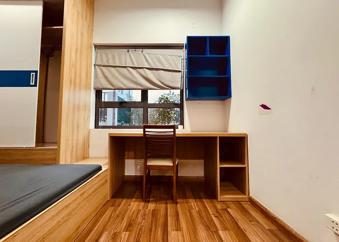 Gamuda Gardens' Apartment In Hanoi 03-14