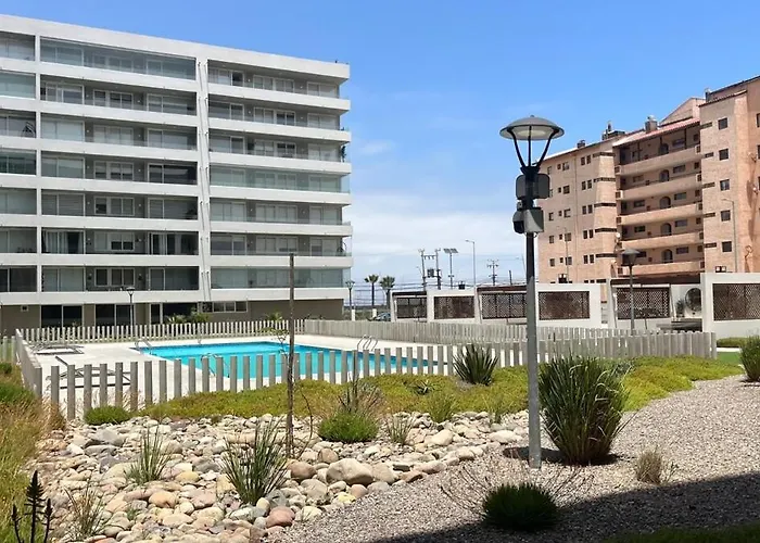 Comodo Dpto En Condominio - A Pasos De La Playa La Serena