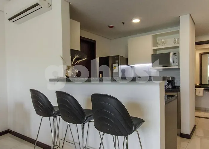 Comfy Villa Morra Apt Asunción