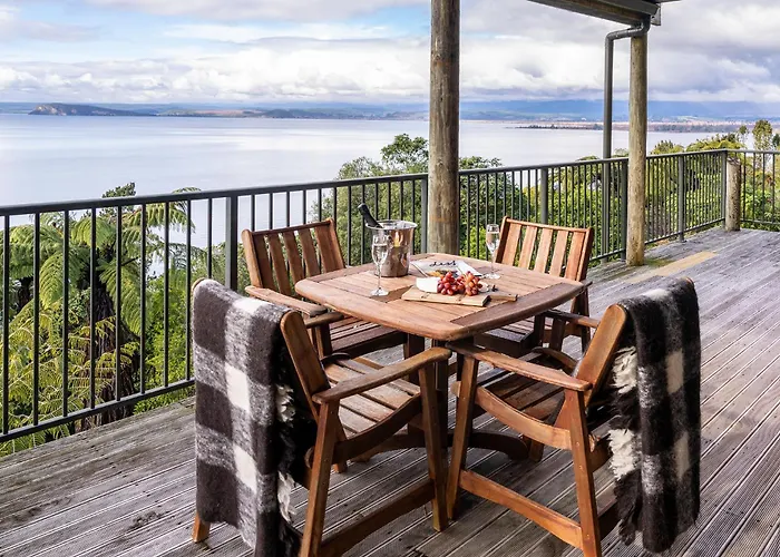 Oreti Collection - By Vacations In Paradise Turangi