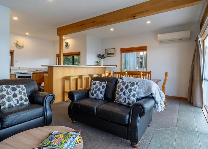 Oreti Collection - By Vacations In Paradise Turangi