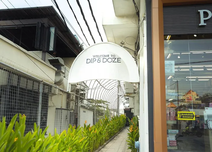 Dip & Doze Living Hostel Canggu 