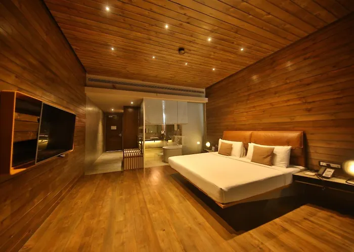 Pledge Scape Hotel Negombo