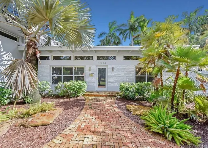 Large Home King Bed By Dream Vacation Unit Bh Fort Lauderdale