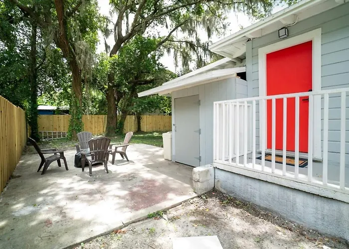 Homey Cozy Newly Renovated Stylish&Chic Tampa