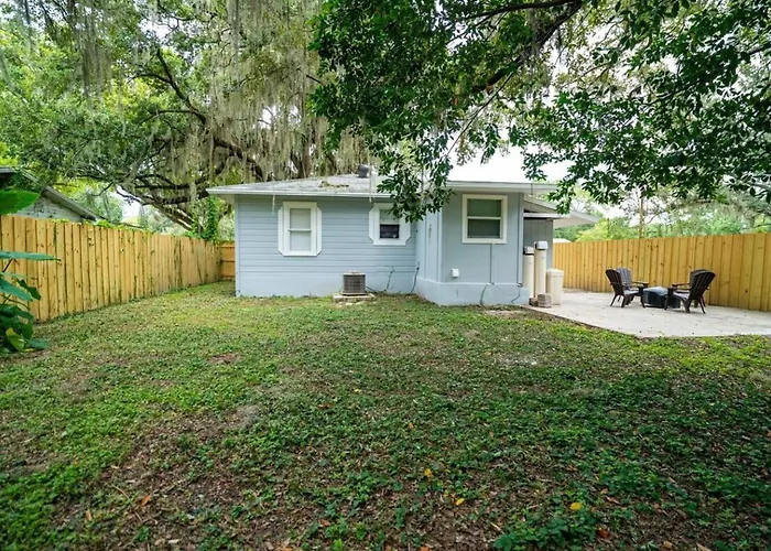 Homey Cozy Newly Renovated Stylish&Chic Tampa