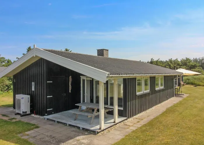 Holiday Home Alberga - 700M From The Sea By Interhome Lokken