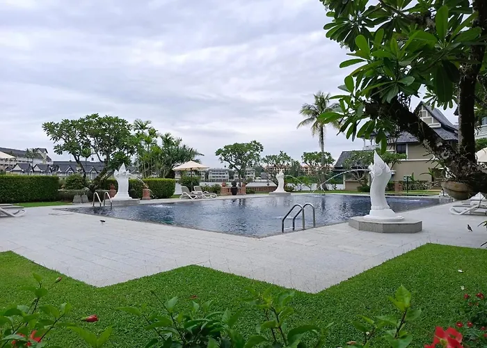 Stylish Seaside Apartment On Laguna Golf Course Bang Tao Beach 