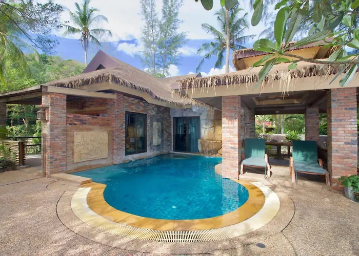 Hotel And Beach Bungalow At Lanta Resort Koh Lanta