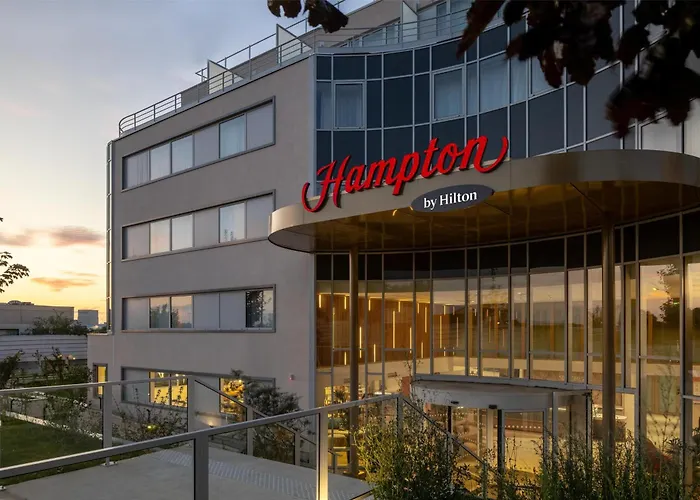 Hampton By Hilton Paris Charles De Gaulle Airport Hotel Roissy-en-France
