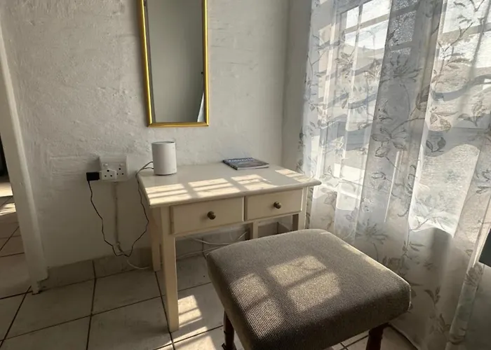 Corner Cottage - All To Yourself Durban