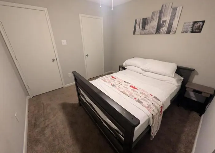 Pet-Frndlyretreat . 600Mbpswifi 8Mi To Iah Sleeps 14 Villa Houston