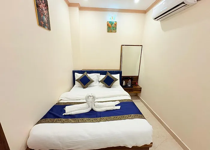 Tirthaura The Kashi Elegance 2 Mins Walk To Kal Bhairav Temple Varanasi