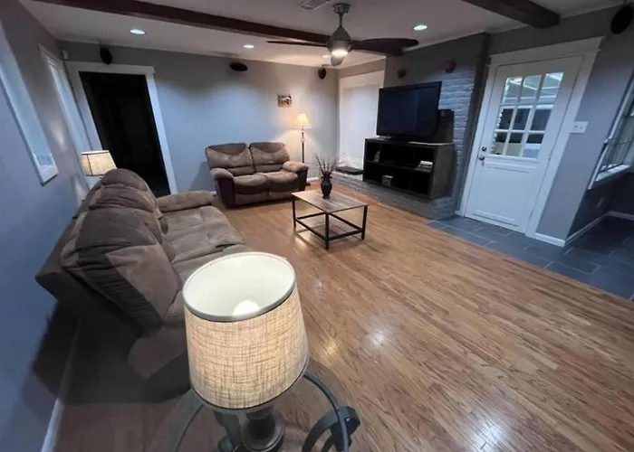 Cozy Escape Wgameroom Hswifi Aprox10Min To Nrg Houston