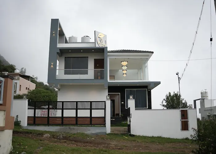 Vaj N Sat Villas Kodaikanal