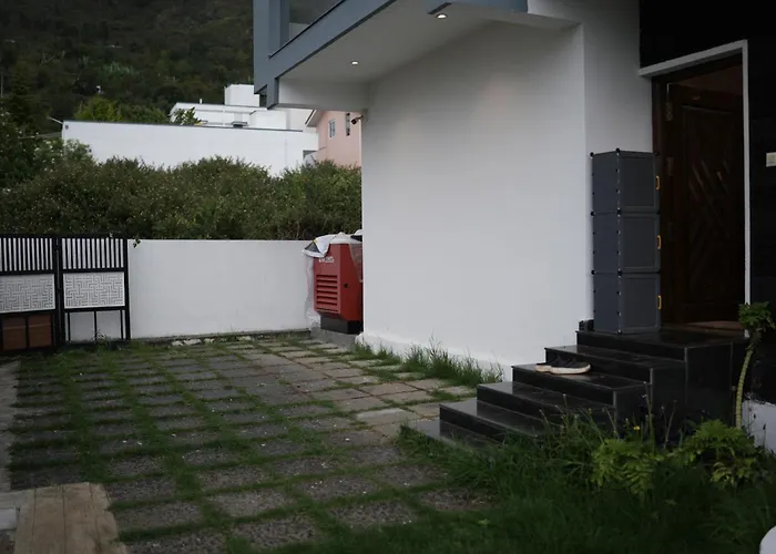 Vaj N Sat Villas Kodaikanal