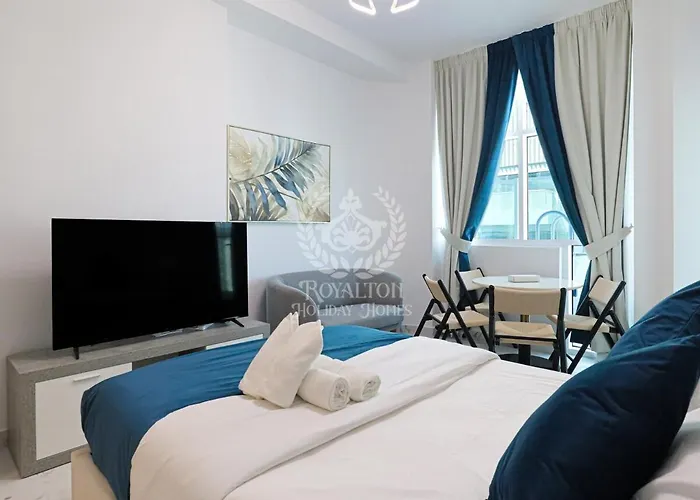 Royalton - Private Pool Luxe Studio In Dubai