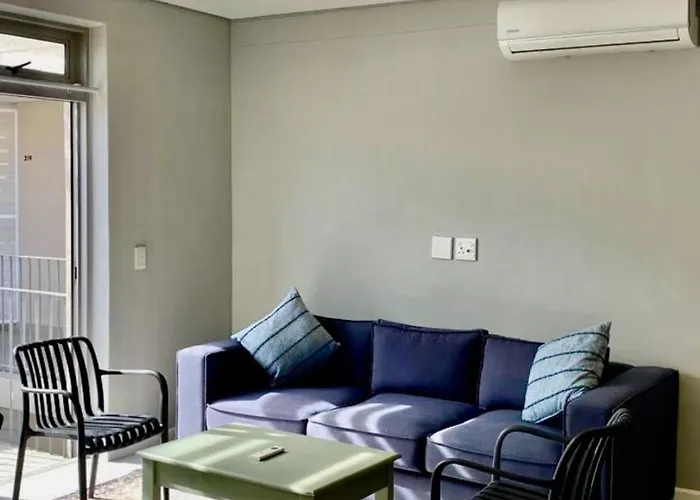 The Madge Self Catering Apartment Paarl