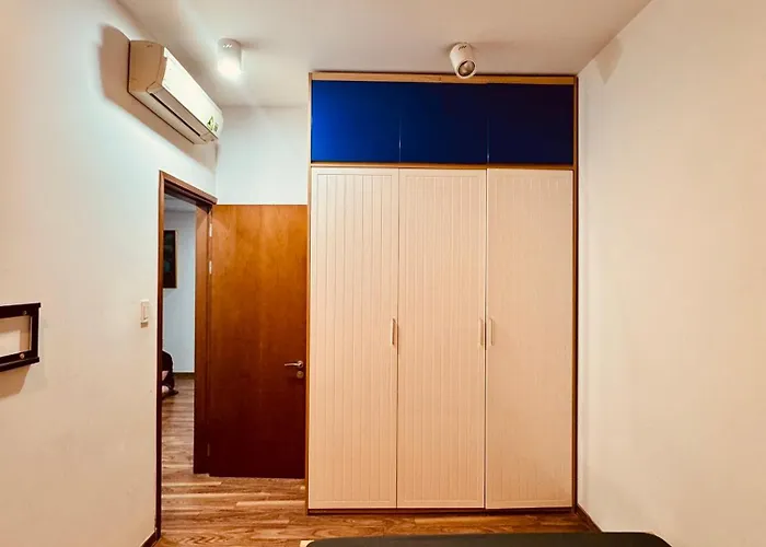Gamuda Gardens' Apartment In Hanoi 03-14