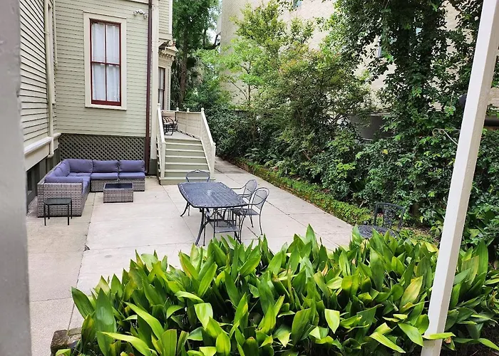 Walker Mansion On St Charles Ave - Unit 5 Apartment New Orleans