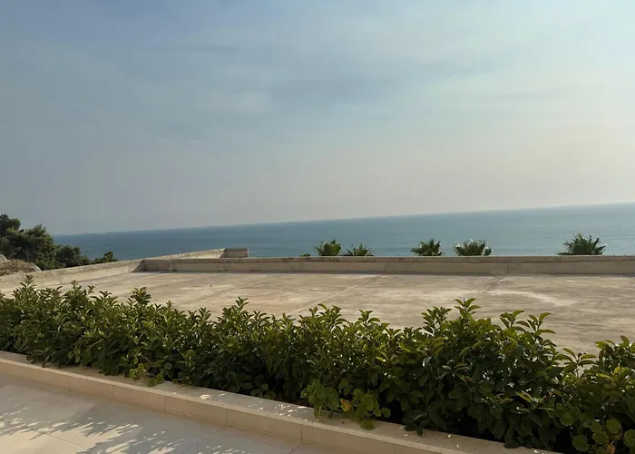 Luxury Escape With Stunning Sea View Apartment Durres
