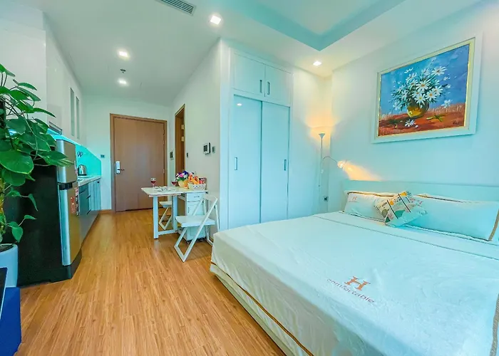 Studio Apt With Gym, Swimming Pool, Bbq, Tennis Facilities Available For Delux Studio In City Centre Hanoi