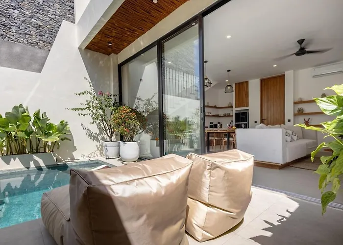 Modern 2Br Villa With Rooftop Steps To Canggu Beach