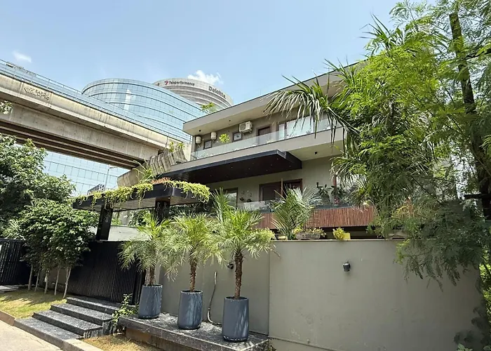 Cyber Vista Hotel Gurgaon
