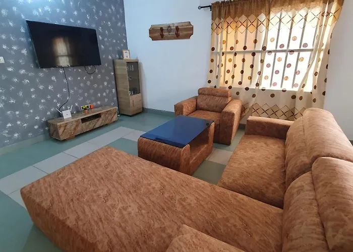 Appartement Meuble A Fidjrosse Cotonou