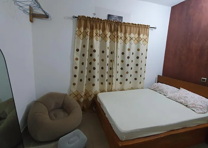 Appartement Meuble A Fidjrosse Cotonou