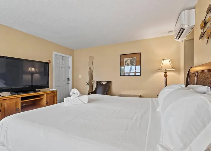 Heated Pool-Oceanview-Free Parking-Walk Everywhere Fort Lauderdale