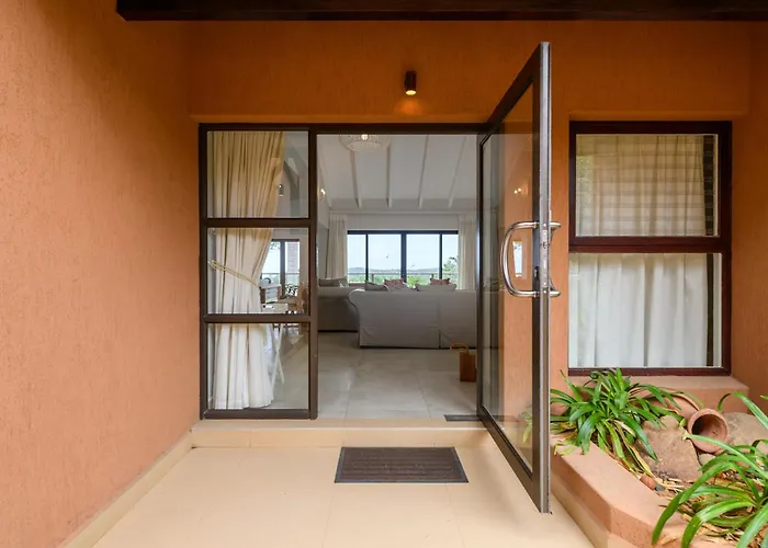 San Lameer Villa 13924 - 3 Bedroom Luxury - 6 Pax - San Lameer Rental Agency Southbroom