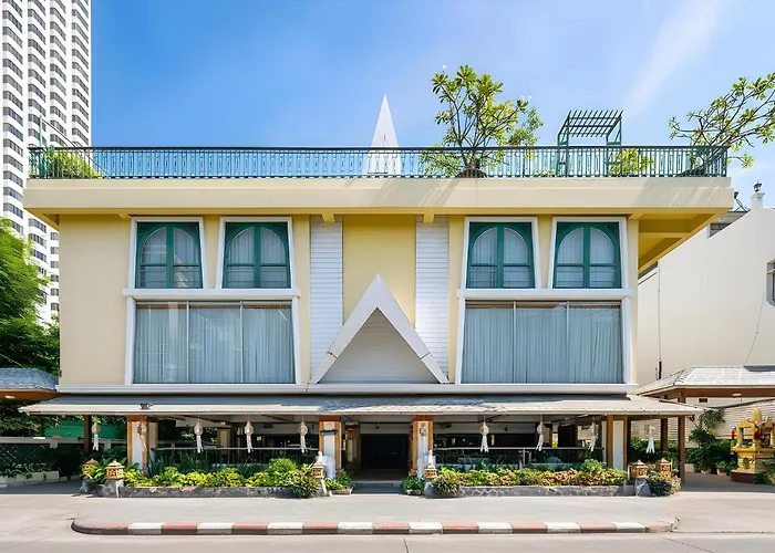 Royal Ivory Sukhumvit Nana Hotel Bangkok