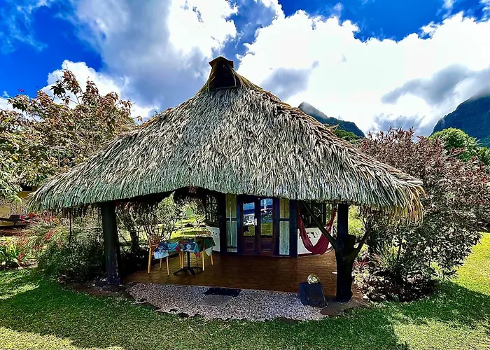 Linareva Moorea Beach Resort Haapiti
