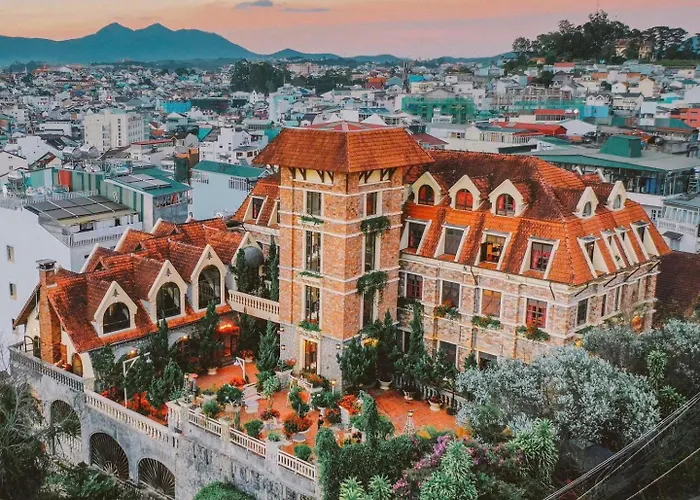 Saphir Dalat Hotel