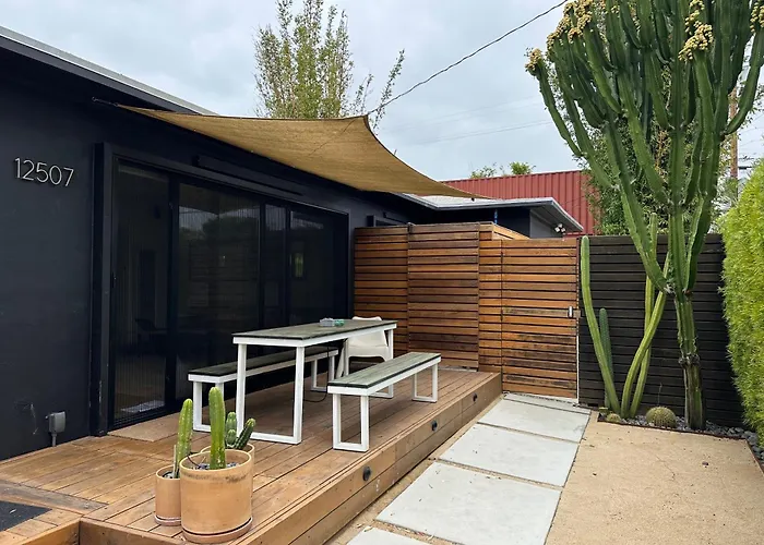 Rad Stay Open Concept House In Mar Vista Los Angeles