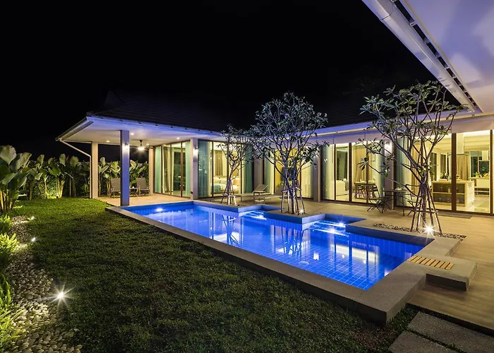 Luxurious 3-Bedroom Private Pool Villa In Nature Hua Hin