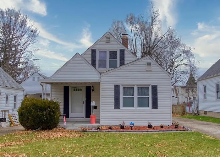 Charming 2 Bedroom Centrally Located Indianapolis