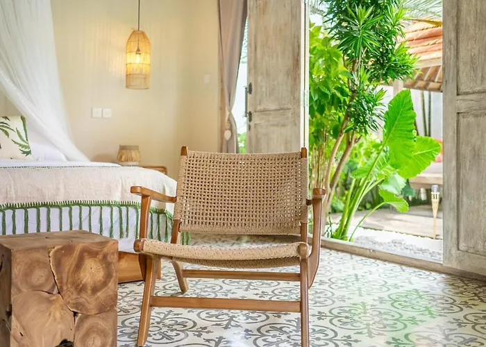 Villa Big Pool, 2Min Beach, 10Min Atlas,Finns Club Canggu 