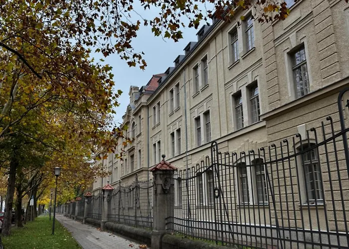 Appartements Schwere Reiter Strasse Muenchen
