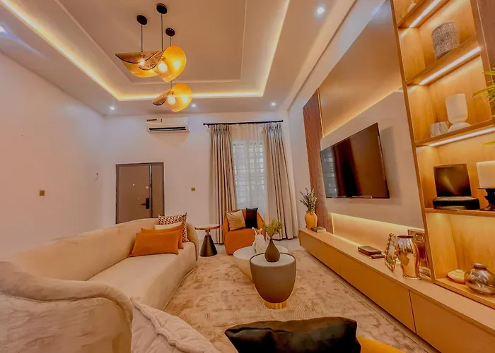 Lekki Luxury 4 Bedroom With 24 Power, Security, Ps5, Pool & Gym