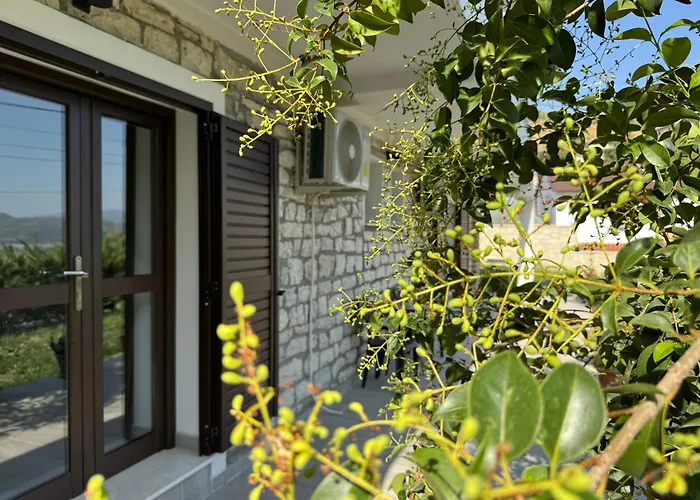 Te Gjyshi Hotel Berat