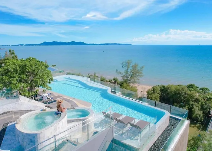 Bayphere Hotel Pattaya Jc Na Chom Thian