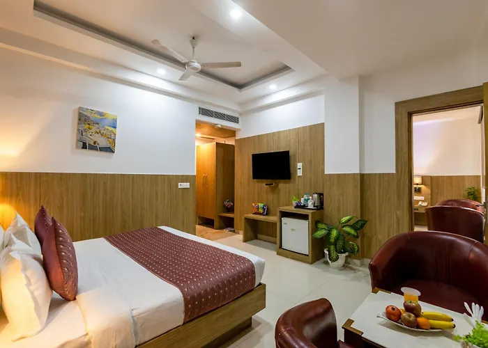 Hotel Corporate Suite Near Delhi Terminal 3 With - Free Airport Pickup New Delhi