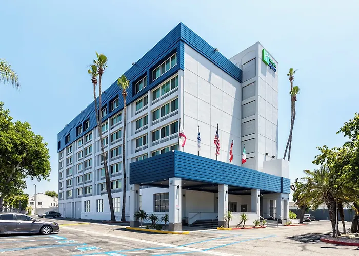 Holiday Inn Express Van Nuys By Ihg Los Angeles