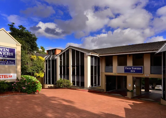 Twin Towers Inn Sydney